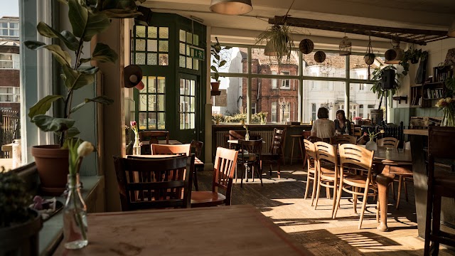 The Roundhill Pub Under New management — photo