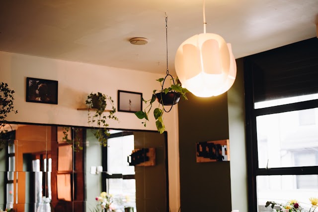 Comewell's — photo
