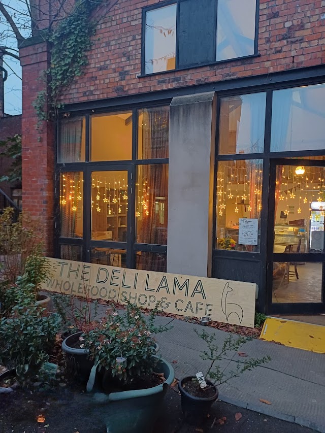 Deli-Lama — photo