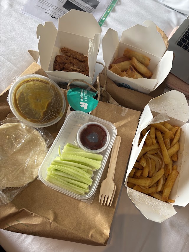 Wawin Vegan Chinese — photo