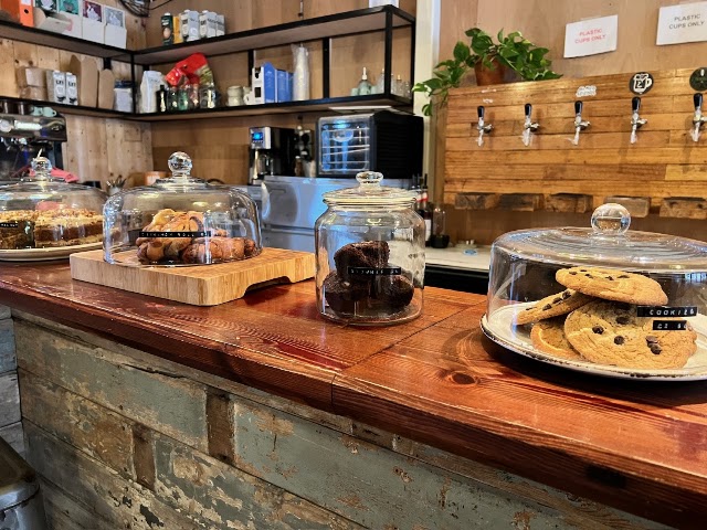 Essential Vegan Cafe — photo