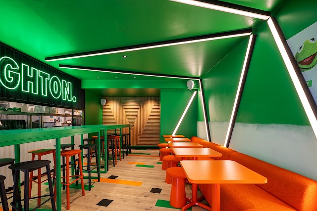 Oowee Vegan Brighton - Plant Based Burgers, Fried Chicken & Shakes. — photo
