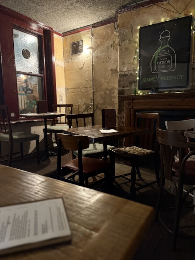 Essential Vegan @ Ten to One Bar — photo