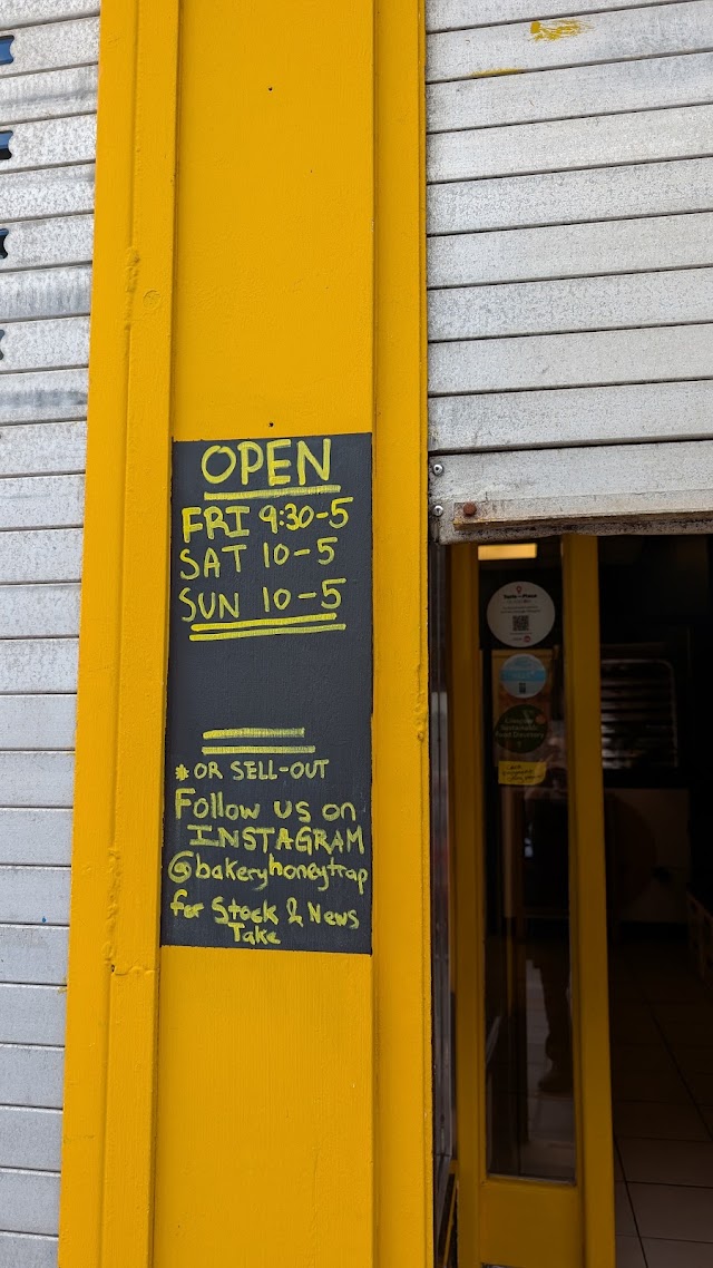 Honeytrap Bakery — photo